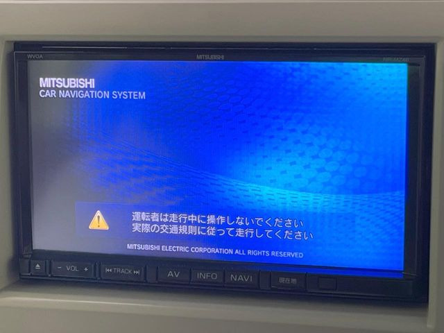 �y�i�r�Q�[�V�����z�g���₷���i�r�ŖړI�n�܂ł�������ē����Ă���܂��B�e��I�[�f�B�I�Đ��@�\���[�����Ă���A���Ԃ̉^�]������Ɋy�����Ȃ�܂�!!