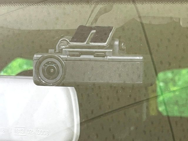 �y�h���C�u���R�[�_�[�z�h���C�u���R�[�_�[����!���s���͂������A������^�]�⎖�̂ɑ��������ہA�f���ŋL�^���A����̃��X�N�ɔ����܂��B���L�^�pSD�J�[�h�͂��q�l�����g�ł��������������K�v������܂��B