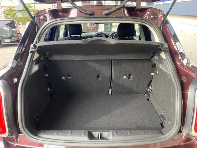 ���g�����N���[��:����L������e�X�y�[�X!���ꂾ���̍L��������΂��������⃌�W���[�Ȃǂɂ��œK�ł�!�g�p�������Ȃ����ꂢ�ȏ�Ԃ��ێ����Ă���܂��B