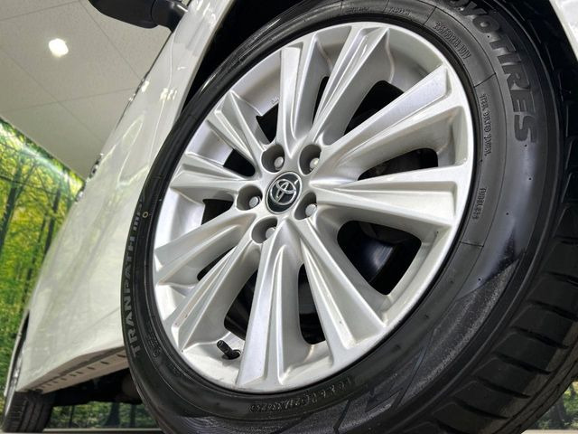 �y����18�C���`�A���~�z�C�[���z�O�ςɃ}�b�`���������A���~�z�C�[���𑕒����Ă���܂��B�e��ЊO�A���~�z�C�[����A�X�^�b�h���X�^�C�����戵�����Ă���܂��B���񂲑��k����������