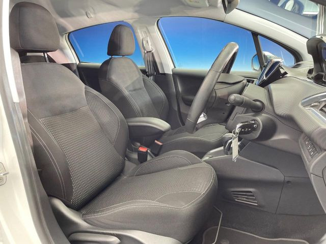 ���V�[�g�̎g�p��:�j��E�ւ�������Ȃ��A�����̒ʂ肫�ꂢ�ȏ�Ԃ��ێ����Ă���܂��B�܂��A�����N���[�j���O�E�R�[�e�B���O�����p�����������܂��B