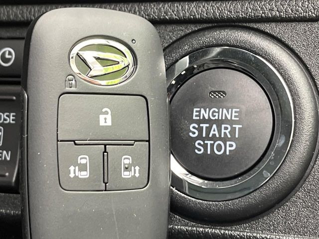 �y�L�[�t���[�V�X�e���z�J�o����|�P�b�g�ɓ��ꂽ�܂܂ł��h�A�̎{���E�������\�ȃX�}�[�g�L�[�𑕔��B�G���W���̃I���E�I�t�����J�M�����o���K�v����������Ƃ��Ă��֗��ł���