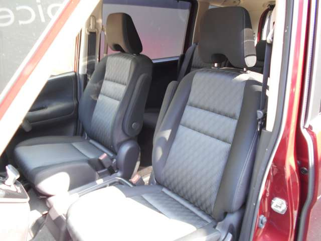 セレナ1.2 e-POWER ハイウェイスターV