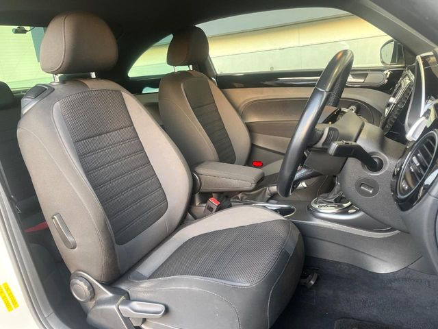 ���O��:�������Ƃ����h���C�o�[�X�y�[�X�ŁA�����Ԃ̉^�]�ł����K�ɂ��߂������������܂��B