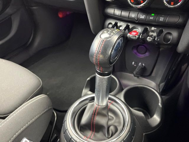 ��MT���[�h�t��AT:�ʏ�͎����ł����Ȃ���ϑ�(�M�A�`�F���W)���h���C�o�[�̑���ɂ���ĈӐ}�I�ɕς�����V�X�e���ł��B����w���i�̃h���C�u�����y���݂��������܂�!