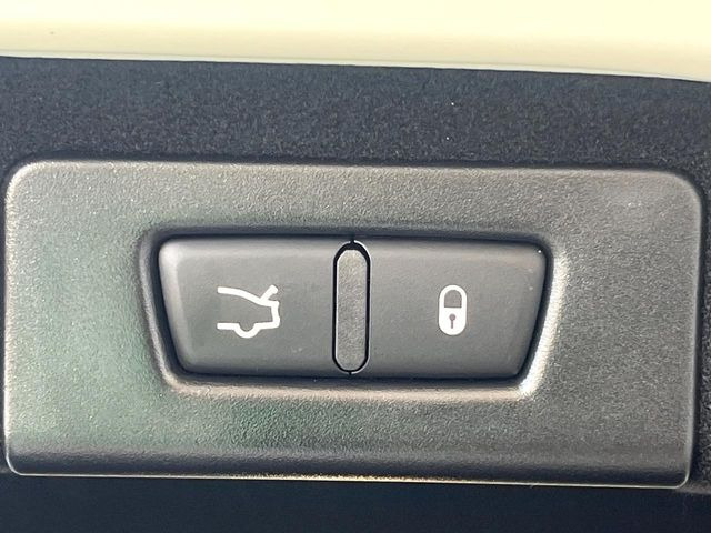 ���d�����A�Q�[�g:�����^�b�`�Ń��A�Q�[�g�̊J���ł��A�ו��Ȃǂŗ��肪�ǂ����Ă����Ԃł��ȒP�ɊJ���ł���֗��@�\�ł��B