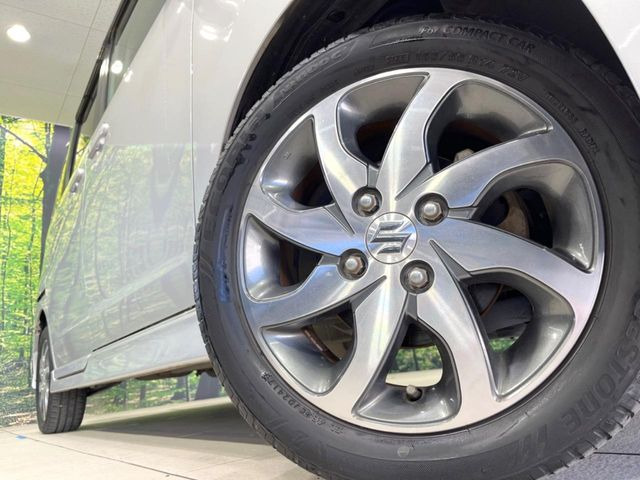 �y����14�C���`�A���~�z�C�[���z�O�ςɃ}�b�`���������A���~�z�C�[���𑕒����Ă���܂��B�e��ЊO�A���~�z�C�[����A�X�^�b�h���X�^�C�����戵�����Ă���܂��B���񂲑��k����������