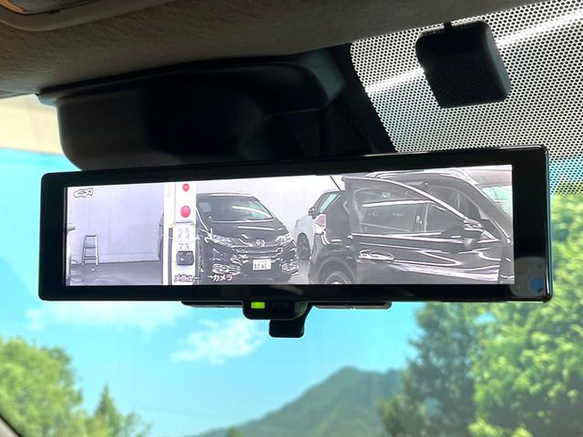 �y�C���e���W�F���g���[���~���[�z��Ȃ̑傫�ȉו��⓯��҂Ō�����m�F���Â炢���ł����S!�J�������B�e�����ԗ�����̉f�������[���~���[���ɕ\���B�N���A�Ȏ��E�ŏ󋵂̊m�F���\�ł�!