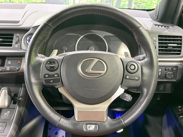 �y�����v�����X�e�A�����O�z�㎿�Ȋv���g�p���邱�ƂŁA��ɂ����������݂ƂĂ��^�]���₷���n���h���ł���