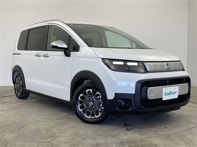 フリード1.5 e:HEV クロスター