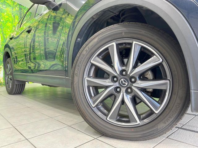 �y����19�C���`�A���~�z�C�[���z�O�ςɃ}�b�`���������A���~�z�C�[���𑕒����Ă���܂��B�e��ЊO�A���~�z�C�[����A�X�^�b�h���X�^�C�����戵�����Ă���܂��B���񂲑��k����������