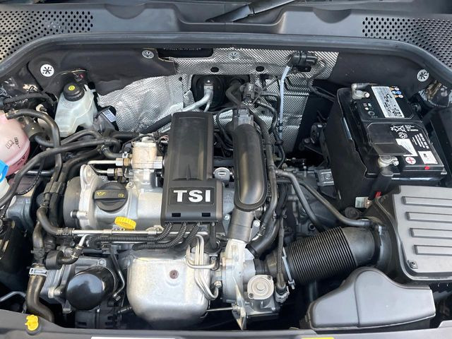 �����X�ł́A�e���[�J�[�̐�p�f�f�e�X�^�[�𓱓��B���Ǝ��i�����e�N�j�J���X�^�b�t���풓���Ă���܂��̂ŁA������̍ۂɂ����S���Ă����p���������܂��B