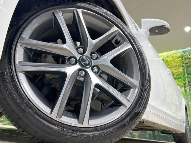 �y����17�C���`�A���~�z�C�[���z�O�ςɃ}�b�`���������A���~�z�C�[���𑕒����Ă���܂��B�e��ЊO�A���~�z�C�[����A�X�^�b�h���X�^�C�����戵�����Ă���܂��B���񂲑��k����������