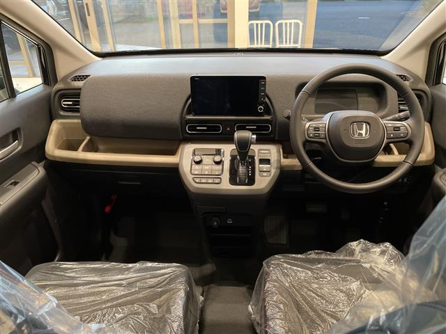 フリード1.5 e:HEV エアー EX