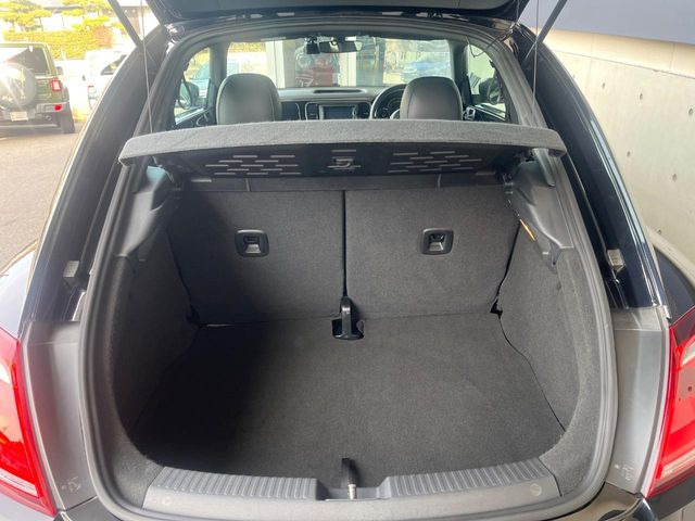 ���g�����N���[��:����L������e�X�y�[�X!���ꂾ���̍L��������΂��������⃌�W���[�Ȃǂɂ��œK�ł�!�g�p�������Ȃ����ꂢ�ȏ�Ԃ��ێ����Ă���܂��B