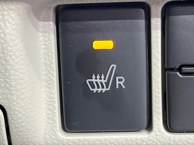 �y�V�[�g�q�[�^�[�z�������ɏd�󂷂�V�[�g�q�[�^�[!�G�A�R����葁�����܂��Ă����̂Ŋ�����̐l�����S�ł��ˁ�G�A�R���̉����͊������邩����A�Ƃ������ɂ����������߂ł��B