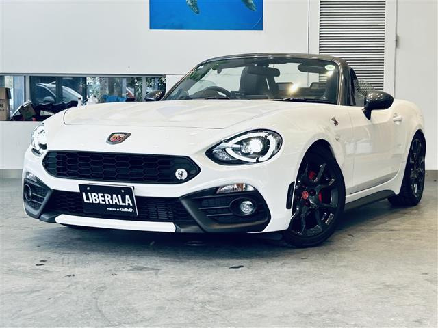 アバルト124スパイダー1.4