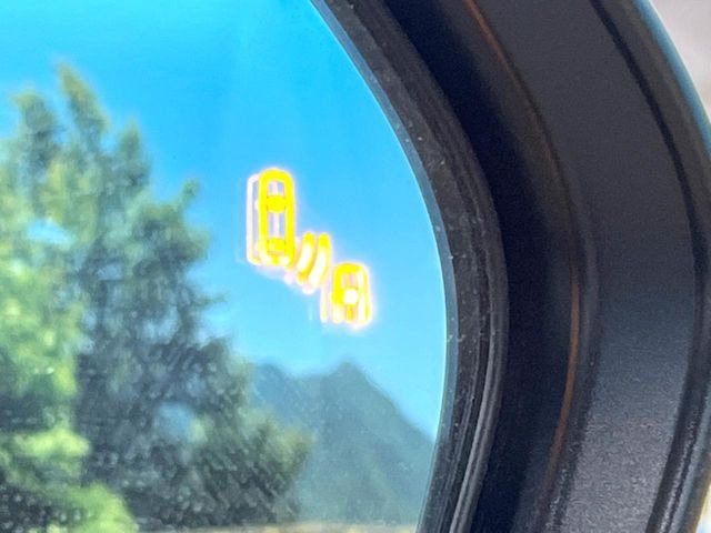 �y�u���C���h�X�|�b�g���j�^�[�z���s���A�h�A�~���[�̎��p�ɂȂ�₷���ӏ��Ɍ㑱�Ԃ��ڋ߂���ƃT�C�h�~���[�̃����Y�Ɍx����\��!�h���C�o�[�ɒ��ӊ��N�����Ă���܂��B