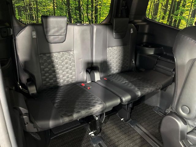 3��ڃV�[�g�͂�������ԗǍD����l�ł��������ƍ����Ē����܂��̂ŁA��l���ł̂��o���������N���N�ł��􂲉Ƒ��ŁA�C�̒m�ꂽ���ԂŁA�h���C�u�ɍs���̂��y���݂ł��ˁ�