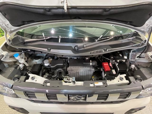 親切・丁寧な専門メカニックスタッフが応対!・車検・点検整備・事故等の修理などアフターサービスも安心。お車のカスタマイズもネクステージのサービススタッフまでご相談ください!