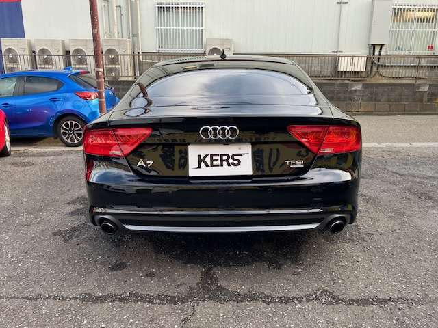 �e�[���r���[B�J�����E�p�[�N�Z���T�[������!!