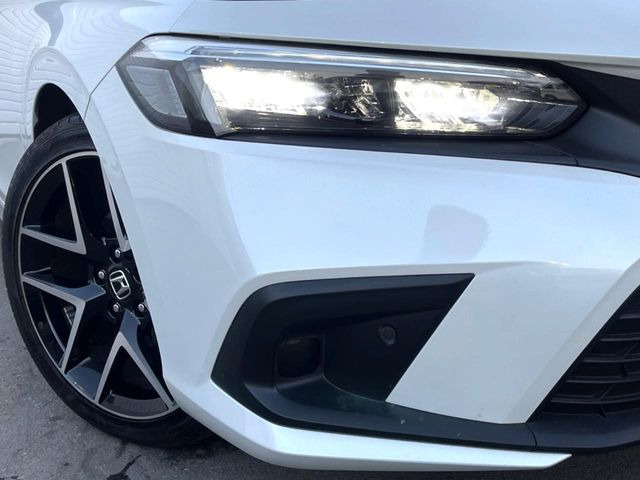 �yLED�w�b�h���C�g�z���V����ԑ��s�����ǍD�Ȏ��E���m�ۂ����S���ĉ^�]�ł��鍂�P�xLED�w�b�h���C�g�𑕔�!�_�����x�������A����d�͂��}�����Ă��܂��B