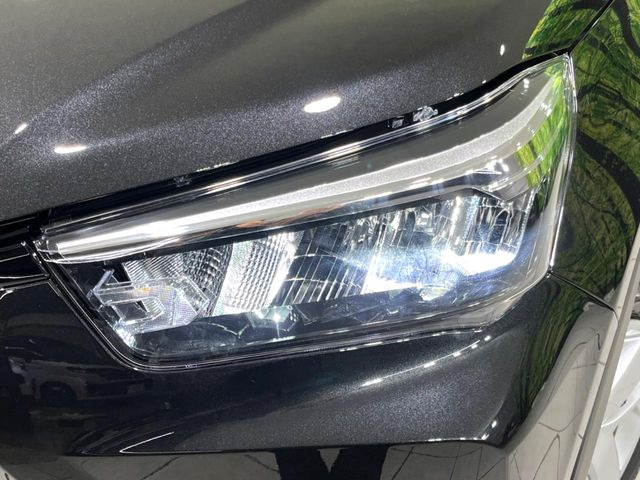 �yLED�w�b�h���C�g�z���V����ԑ��s�����ǍD�Ȏ��E���m�ۂ����S���ĉ^�]�ł��鍂�P�xLED�w�b�h���C�g�𑕔�!�_�����x�������A����d�͂��}�����Ă��܂��B