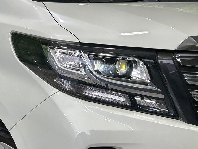 �yLED�w�b�h���C�g�z���V����ԑ��s�����ǍD�Ȏ��E���m�ۂ����S���ĉ^�]�ł��鍂�P�xLED�w�b�h���C�g�𑕔�!�_�����x�������A����d�͂��}�����Ă��܂��B