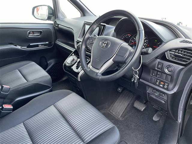 ヴォクシー2.0 ZS 煌II