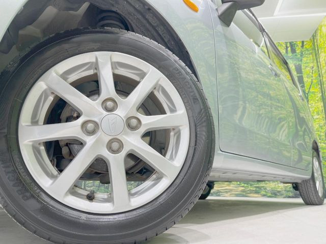 �y����14�C���`�A���~�z�C�[���z�O�ςɃ}�b�`���������A���~�z�C�[���𑕒����Ă���܂��B�e��ЊO�A���~�z�C�[����A�X�^�b�h���X�^�C�����戵�����Ă���܂��B���񂲑��k����������