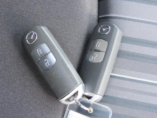 �L�[���|�P�b�g�ɓ��ꂽ�܂܂ł��G���W��ON/OFF�A�h�A�{��/�J���\���֗��ȃX�}�[�g�L�[�t�ł���