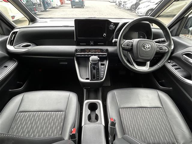 ノア1.8 ハイブリッド S-Z