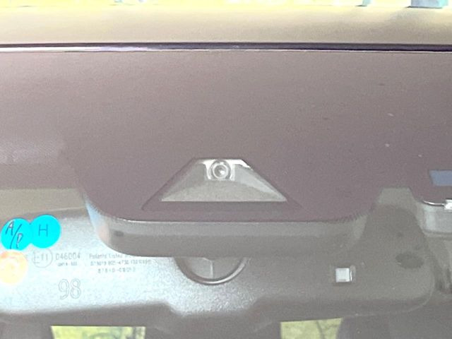 �y�g���^�Z�[�t�e�B�Z���X�z���s���ɑO���̎ԗ�����F�����A�Փ˂������Ȏ��͌x��ƃu���[�L�ŏՓˉ���Ɣ�Q�y�����A�V�X�g�B�����S�Ƀh���C�u�����y���݂��������܂��B