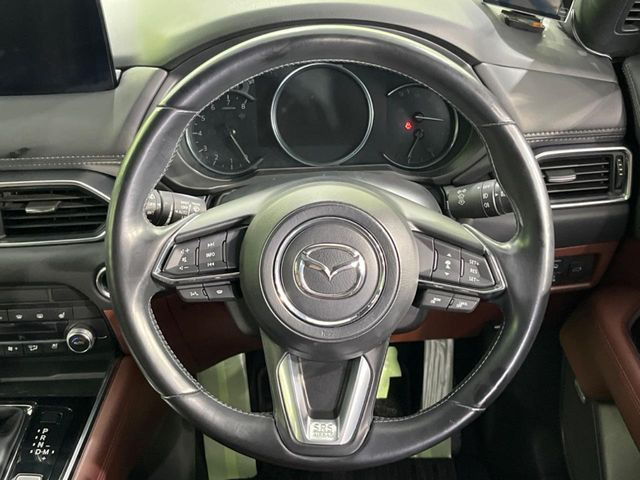 �y�����v�����X�e�A�����O�z�㎿�Ȋv���g�p���邱�ƂŁA��ɂ����������݂ƂĂ��^�]���₷���n���h���ł���