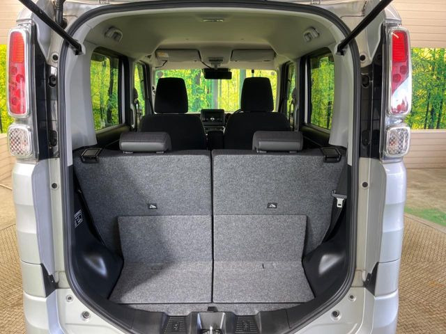 ���i�̂���������ʋ΁A���}���ɏ\���ȉ׎��X�y�[�X���m�ۂ��Ă���܂��B�Z�J���h�V�[�g��|���ƁA�傫�ȉו��̐ύڂ��\�ł���