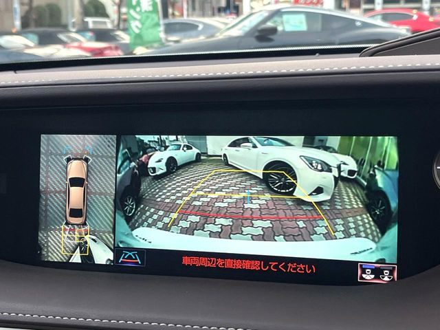 �y�p�m���~�b�N�r���[���j�^�[�z��p�̃J�����ɂ��A�ォ�猩���낵���悤�Ȏ��_��360�x�N���}�̎��͂��m�F���邱�Ƃ��ł��܂������p�������m�F���₷���A�����ꏊ�ł̐؂�Ԃ��⒓�Ԃ��X���[�Y�ɍs���܂��B