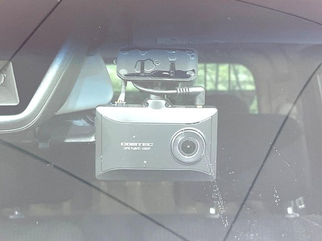 �y�h���C�u���R�[�_�[�z�h���C�u���R�[�_�[����!���s���͂������A������^�]�⎖�̂ɑ��������ہA�f���ŋL�^���A����̃��X�N�ɔ����܂��B���L�^�pSD�J�[�h�͂��q�l�����g�ł��������������K�v������܂��B