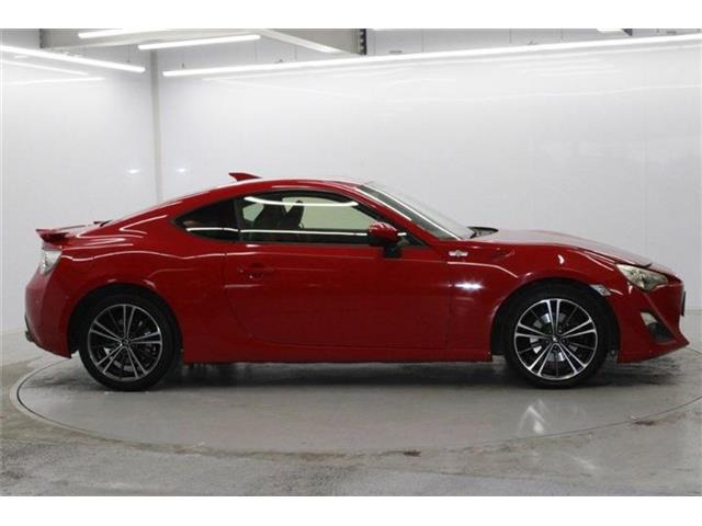 ���Ǝҗl�ւ̔̔��͂��f�肳���Ă��������܂��B �Ԍ������ԗ��̏ꍇ�́A�Ԍ����擾�������x�������z�ŕ\�����Ă���܂��B