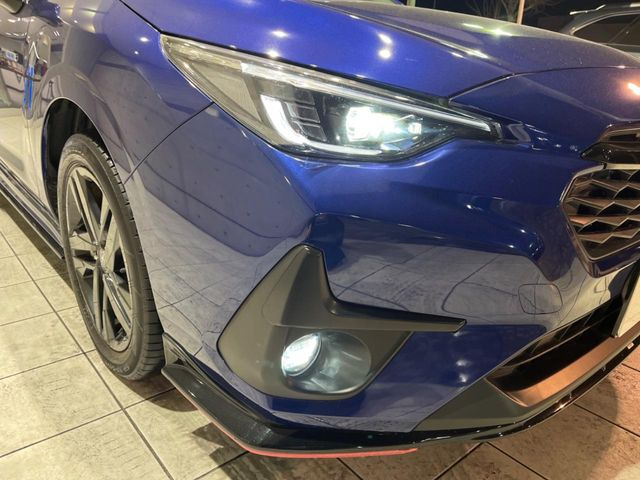 �yLED�w�b�h���C�g�z���V����ԑ��s�����ǍD�Ȏ��E���m�ۂ����S���ĉ^�]�ł��鍂�P�xLED�w�b�h���C�g�𑕔�!�_�����x�������A����d�͂��}�����Ă��܂��B