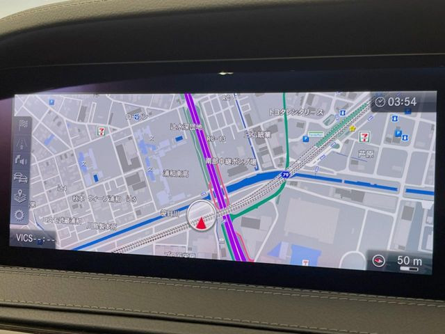 ��12.3�C���`�����i�r:��̊��̂�����ʃi�r�́A����������ԓ������o���Ă���܂��B�I�[�f�B�I�@�\�̏[�������łȂ��A���F���ɂ��D�ꂽ�i�r��ʂ͌��₷���X�g���X�̂Ȃ��h���C�u���T�|�[�g���Ă���܂���