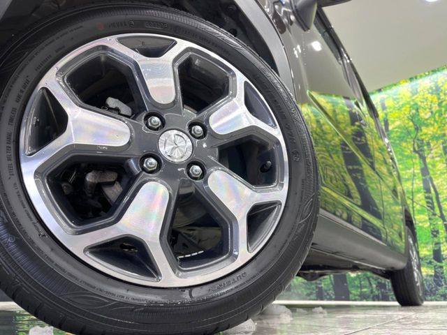 �y����15�C���`�A���~�z�C�[���z�O�ςɃ}�b�`���������A���~�z�C�[���𑕒����Ă���܂��B�e��ЊO�A���~�z�C�[����A�X�^�b�h���X�^�C�����戵�����Ă���܂��B���񂲑��k����������