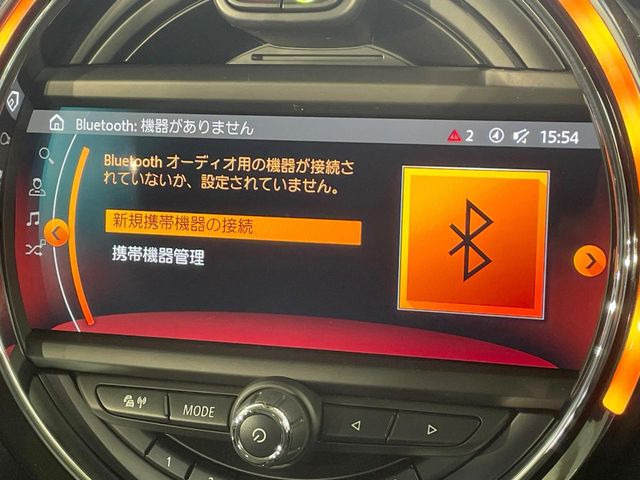 �������i�r:��̊��̂���i�r�́A����������ԓ������o���Ă���܂��BBluetooth�Đ��ȂǃI�[�f�B�I�@�\���[�����Ă���܂��̂ŁA�^�]�����y���߂܂���