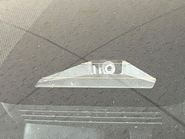 �y�g���^�Z�[�t�e�B�Z���X�z���s���ɑO���̎ԗ�����F�����A�Փ˂������Ȏ��͌x��ƃu���[�L�ŏՓˉ���Ɣ�Q�y�����A�V�X�g�B�����S�Ƀh���C�u�����y���݂��������܂��B