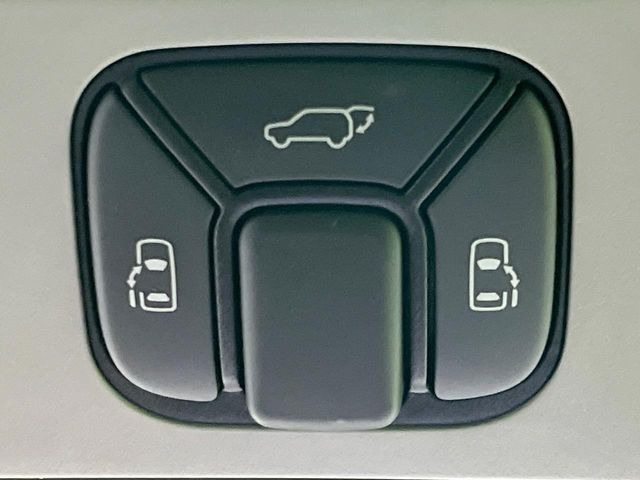 �y�����p���[�X���C�h�h�A�z�X�}�[�g�L�[��^�]�Ȃ̃X�C�b�`�Ō�ȗ����X���C�h�h�A�̊J���\���d��������͂����ăh�A���J����K�v�������A�����Ȃ��q�l�ł��ȒP�ɊJ���߂ł����K�ł���