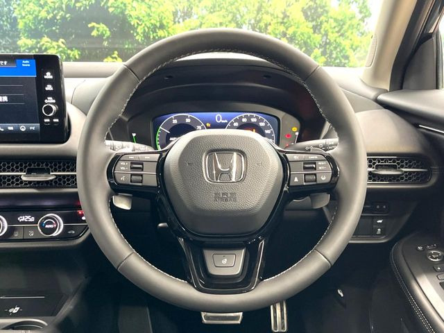 �y�����v�����X�e�A�����O�z�㎿�Ȋv���g�p���邱�ƂŁA��ɂ����������݂ƂĂ��^�]���₷���n���h���ł���