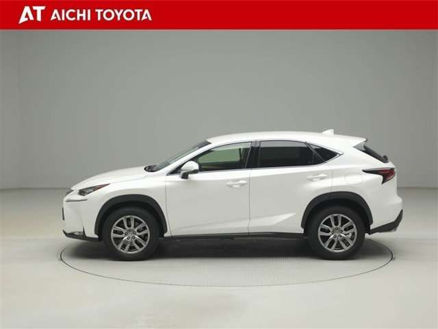 NX200t バージョンL