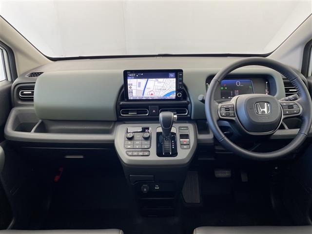 フリード1.5 e:HEV クロスター