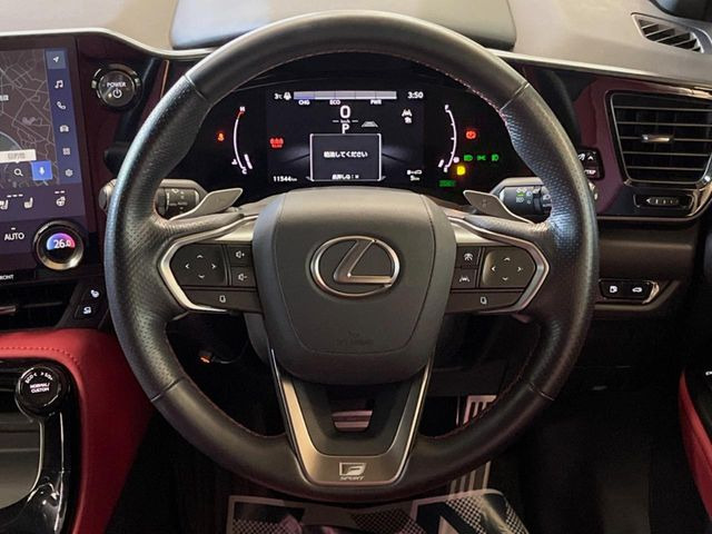 �y�����v�����X�e�A�����O�z�㎿�Ȋv���g�p���邱�ƂŁA��ɂ����������݂ƂĂ��^�]���₷���n���h���ł���