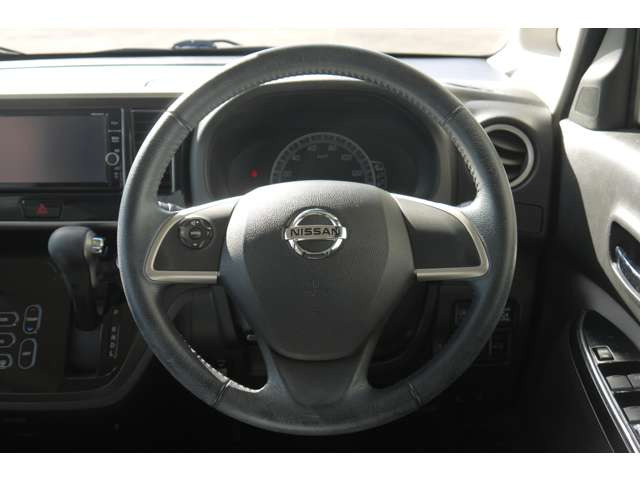 ���s�m�F�E�e�푕���m�F�ς�!�[�ԑO�ɂ͎��ДF�ؐ����H��ɂāA��������_�������������Ē����܂��B�[�Ԏ��ɂ́A�����L�^������s�����Ē����܂��B