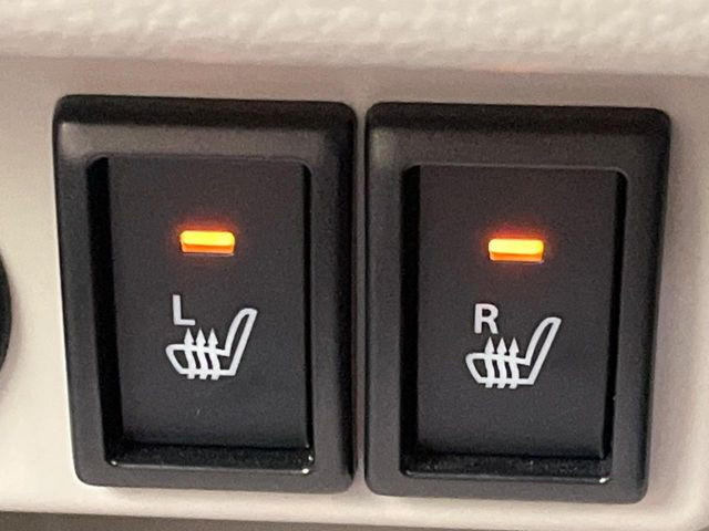 �y�V�[�g�q�[�^�[�z�������ɏd�󂷂�V�[�g�q�[�^�[!�G�A�R����葁�����܂��Ă����̂Ŋ�����̐l�����S�ł��ˁ�G�A�R���̉����͊������邩����A�Ƃ������ɂ����������߂ł��B